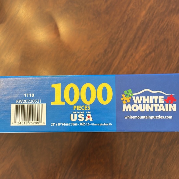 White Mountain 1,000 piece puzzle-things I ate as a kid - Picture 3 of 9